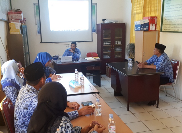 Rapat Penyusunan Borang Program Studi