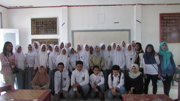 Relawan Konservasi (RELASI) Program Studi Pendidikan Biologi Adakan Kampanye Konservasi di SMA N 7 dan SMA N 1 Pulau Bacan, Halmahera Selatan