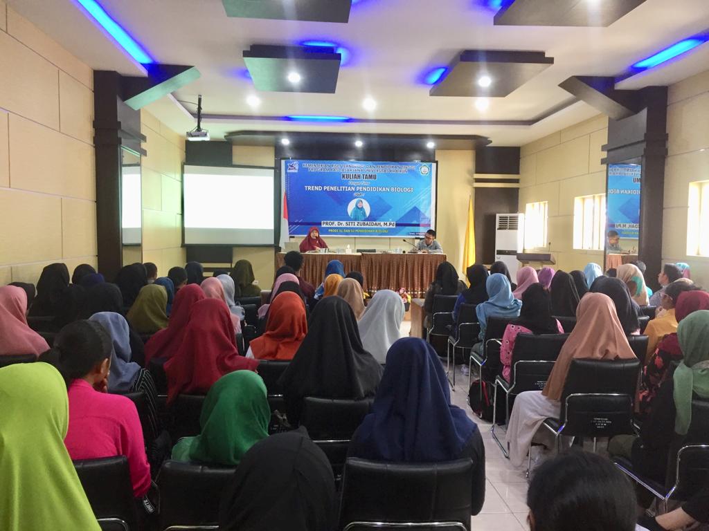 Kuliah Tamu tentang Trend Penelitian Pendidikan Biologi di Era Digital